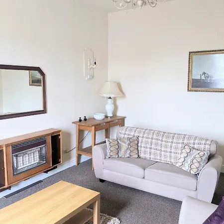 13 Flat 5 Esplanade Gardens Apartment Scarborough